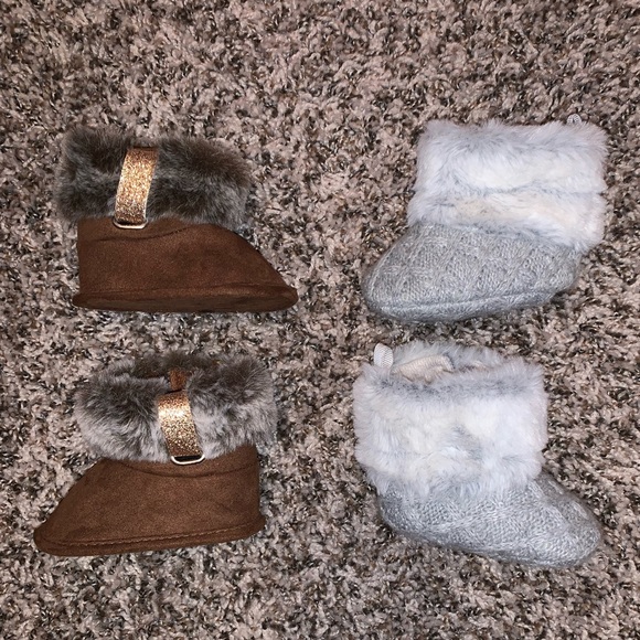 Bundle of 2 faux fur baby booties in size 3-6 months! Gray and Brown in color! - Picture 1 of 5